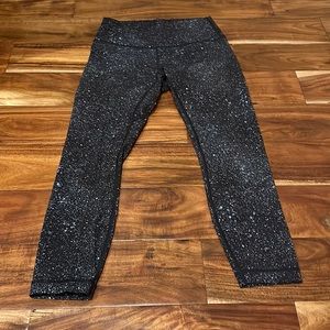 Size 8 - Wunder under crops- 23”